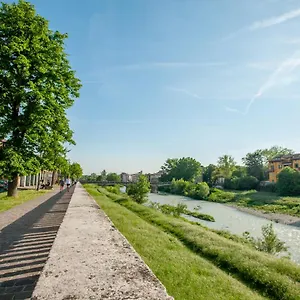 Pensión Station, Parma
